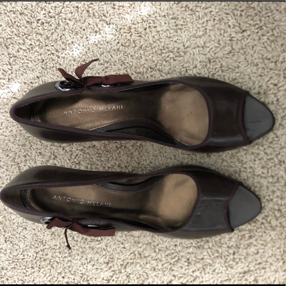 Antonio Melani Adorable Fun Open Toe Brown Heels